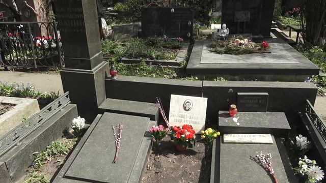 Горького Чапая знали только в лицо ...Новодевичье кладбище смотреть онлайн