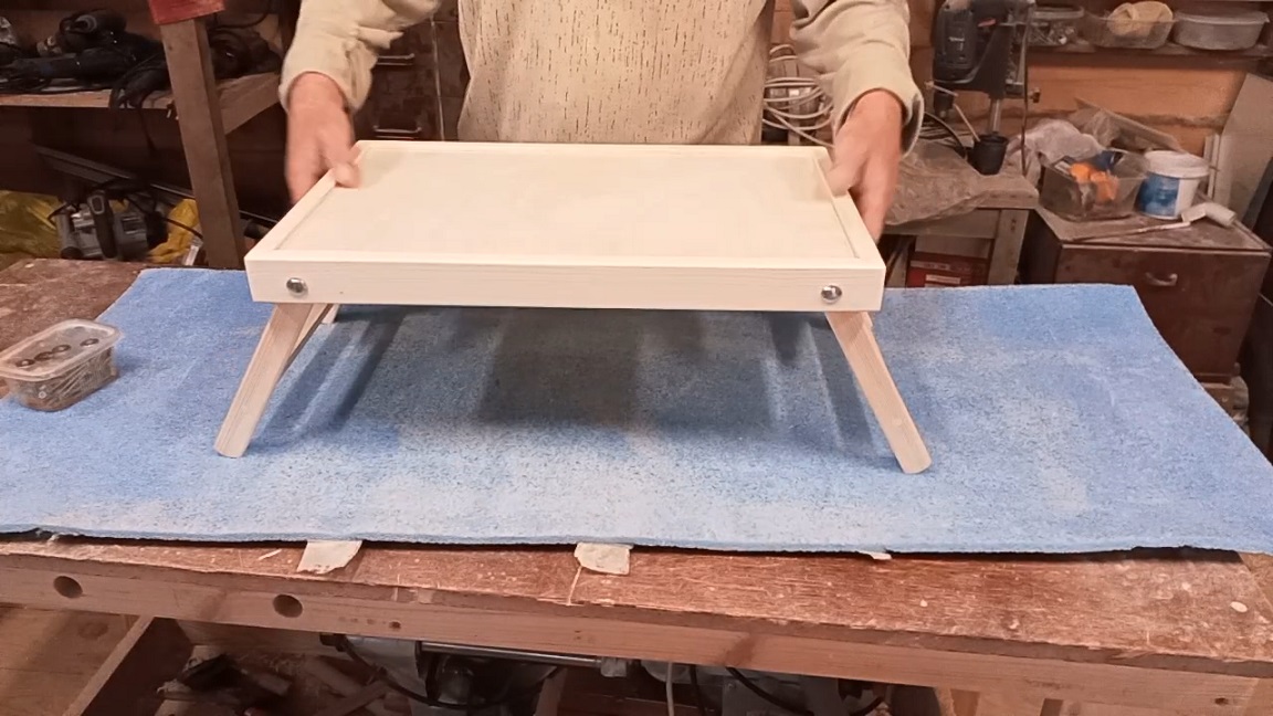 Столик-поднос для завтрака в постель смотреть онлайн