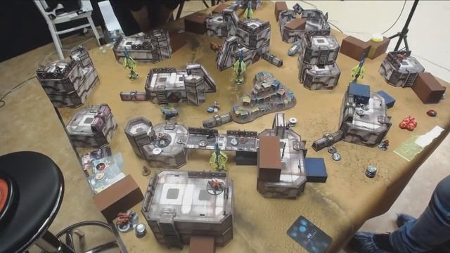 Батреп Infinity: Nomads vs Haqqislam смотреть онлайн