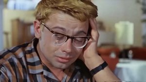 Птичку жалко в 8К (УЛУЧШЕННЫЙ МЕМ)