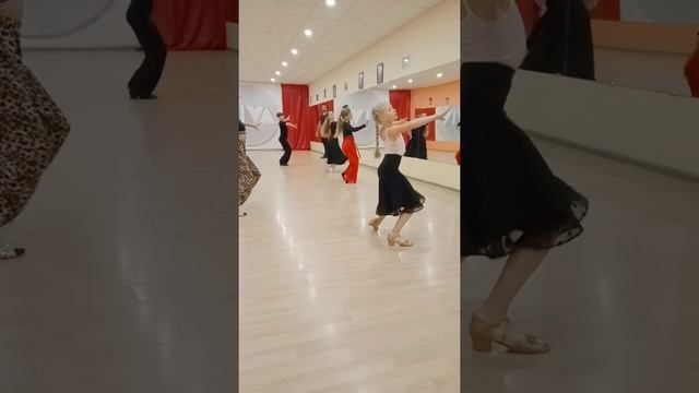 Танцуем и кайфуем под Квикстеп ??? смотреть онлайн
