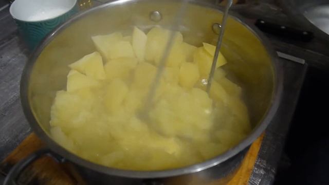 Рецепт самого вкусного в мире картофельное пюре или как приготовить вкусное картофельное пюре смотреть онлайн