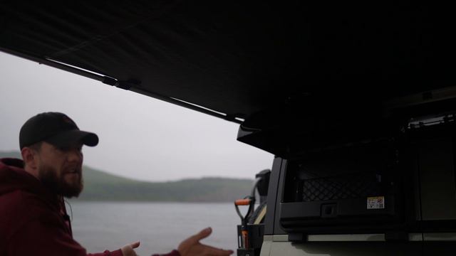 Land Rover Defender
2022г