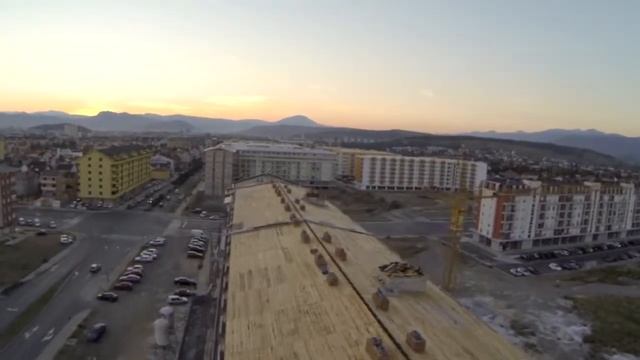 Осень 2013, полетушки над Подгорицей смотреть онлайн