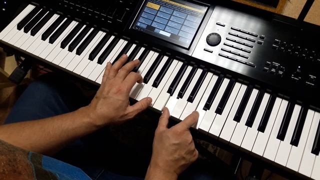 Как быстро научиться играть на фортепиано - положение и расположение аккорда смотреть онлайн