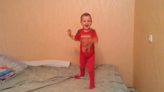 Мой брат Максим, танцует! ему 3года смотреть онлайн