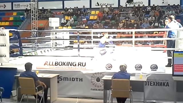 Бато Бадархаев исполняет Вай кру перед боем_vs_Абдкуаримов_ЧР2013_1/4 смотреть онлайн