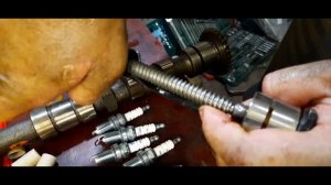 УАЗ Патриот замена прокладки клапанной крышки, устранение стука гидрокомпенсаторов, протяжка головк