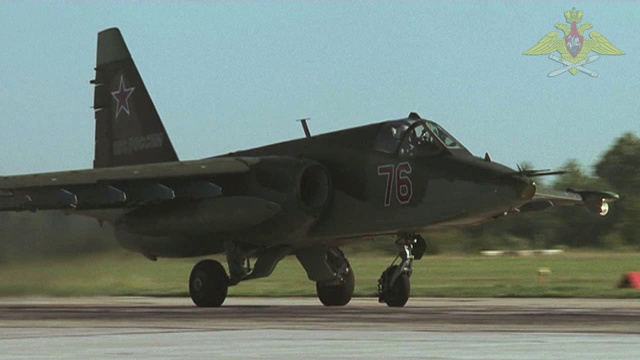 Штурмовик Су-25 