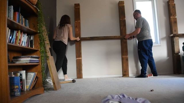 DIY RUSTIC WOOD SHELVES смотреть онлайн