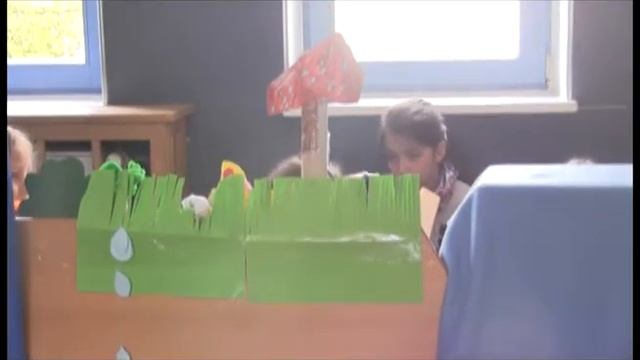 Сказка "Под грибом" смотреть онлайн