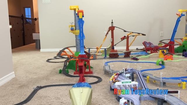 BIGGEST TOY TRAINS TRACK FOR KIDS Thomas & Friends Trackmaster смотреть онлайн