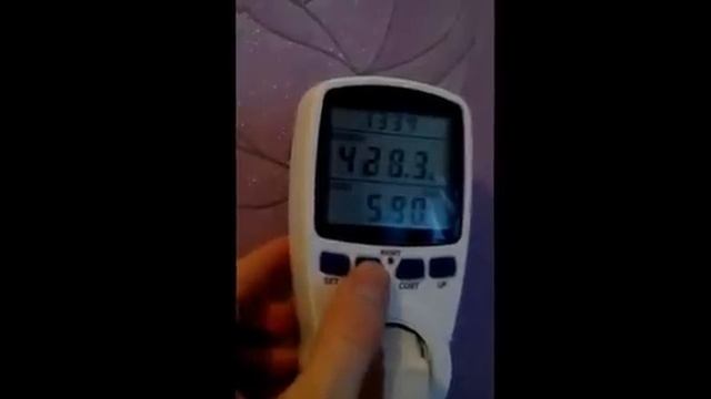 День 3. Обзор отзыв инфракрасный обогреватель УКРОП Металик 500 дообогрев квартиры, потребление смотреть онлайн