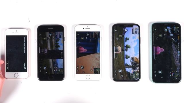 iOS 15 на iPhone 7, iPhone SE, iPhone 8, iPhone 11, iPhone X. Тест батареи. Какой iPhone выбрать? смотреть онлайн