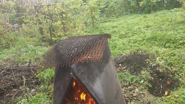 Сжигание веток в 