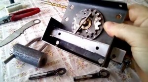 Замок навесной. Замок падающий ключ. Супер замок. The Locks.