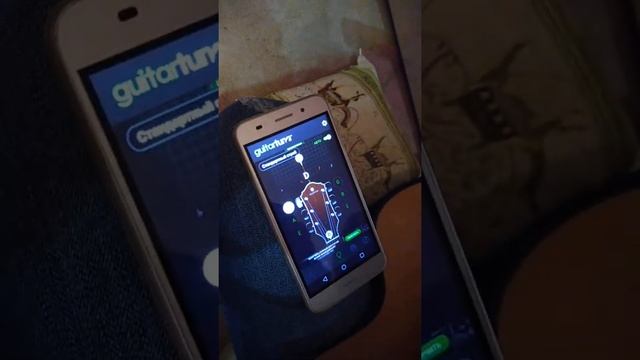 Настройка гитары с помощью приложения смотреть онлайн