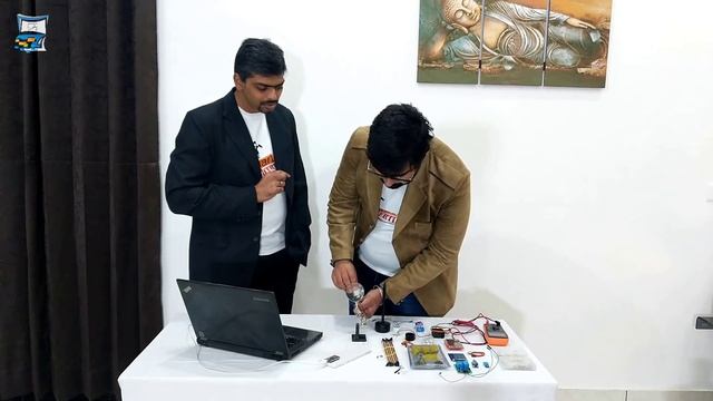 IOT में सबसे उपयोगी Arduino/ Node MCU | घर बैठे सीखें IOT Home Automation | Internet of Things Brie смотреть онлайн