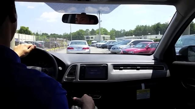 2016 Honda HR-V Walkaround and Test Drive смотреть онлайн