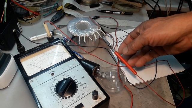 Подключение и замеры тока тороидального трансформатора смотреть онлайн