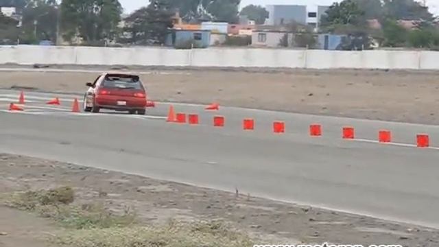 Trackday Cadepor final 2011 parte 1 смотреть онлайн