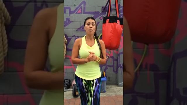 La actriz Jenny Vargas apoya la Carrera Verde смотреть онлайн