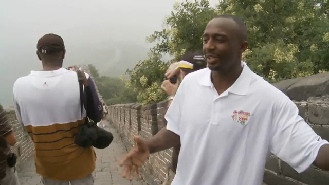 NBA - Джейсон Терри посетил Великую Китайскую Стену!!! смотреть онлайн