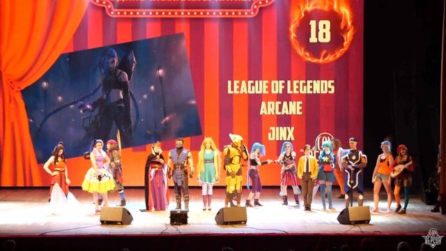 Общий выход участников косплей дефиле альтернатива - CON.Версия 21.08.22 смотреть онлайн