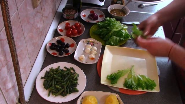 Французский салат НИСУАЗ с тунцом, который подается в каждом французском ресторане смотреть онлайн