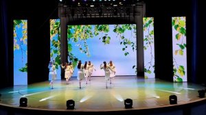 Стилизованный русский танец "Троицыно утро"