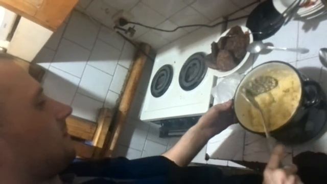 Как толочь картошку без комочков:) смотреть онлайн