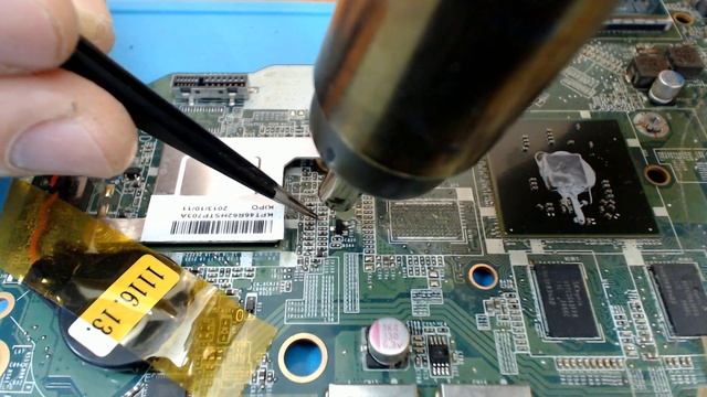 Ремонт ноутбука HP Pavilion 17 e040sr, отключение дискретной видеокарты смотреть онлайн