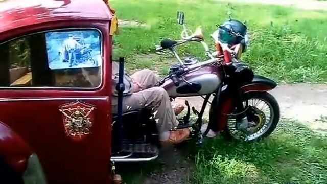 Мото трайк из раритетного автомобиля и мотоцикла смотреть онлайн