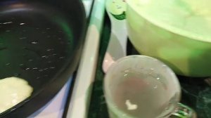 Дрожжевые оладушки на сыворотке"Как у бабушки".