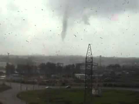 Смерч в городе Благовещенске, 31 июля 2011 exclusive video YouTube смотреть онлайн