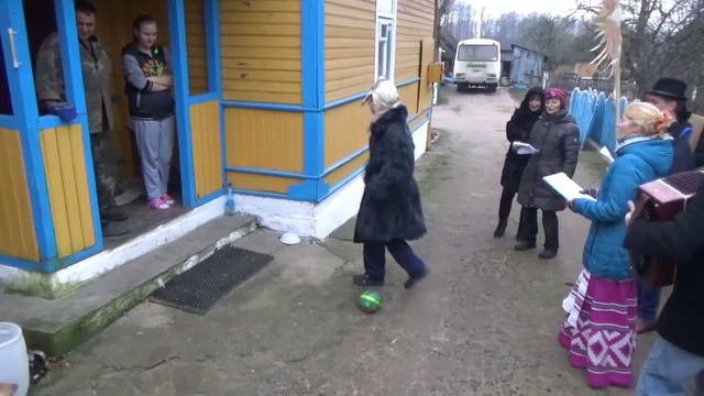 Рождественское колядование в деревне Ольхово Волковысского района смотреть онлайн