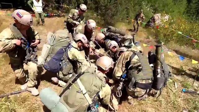 Эльбрусское кольцо - Скальный подъём - Лёд - Транспортировка раненого.mp4 смотреть онлайн