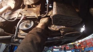 Замена  ремня генератора - Рено Логан