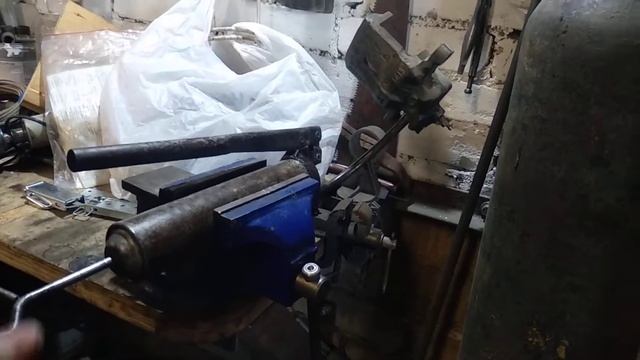 Как вытащить поршень тормозного суппорта смотреть онлайн