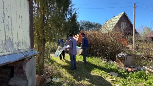 Расхламление заброшенной дачи / Дашина дача 2023: выпуск 2 смотреть онлайн