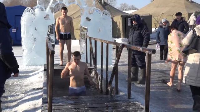 Крещенские купания 2021 год смотреть онлайн