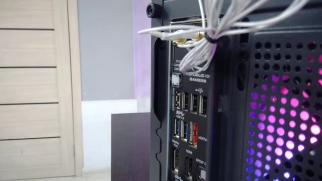 обзор системного блока i7/16GB/1050 TI/SSD 240/1TB смотреть онлайн