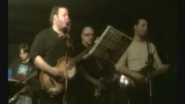 The Roaches concerto per Emergency al Terminal di Macerata смотреть онлайн
