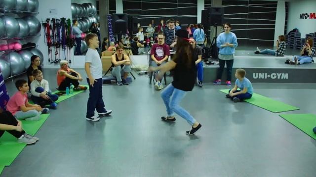 На ПрОкАчКу | HIP-HOP | BEGINNER 1X1 | SEMI-FINAL | ALINA VS DANIL смотреть онлайн