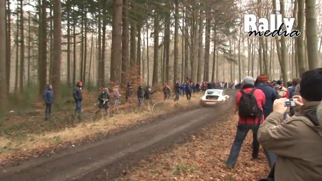 Porsche 911 drifts Group B style - Rally Legend Boucles Spa 2010 смотреть онлайн