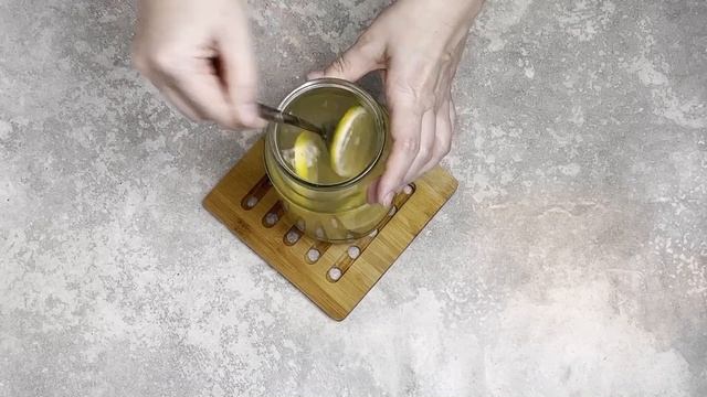 КАК ПРИГОТОВИТЬ НАПИТОК ИЗ ЛИМОНА И МЕДА? Полезный, освежающий, укрепляет иммунитет смотреть онлайн