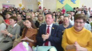 Вы Лучшие для Нас Родители Выпускников зажгли танцем на Последнем звонке 2022.mp4