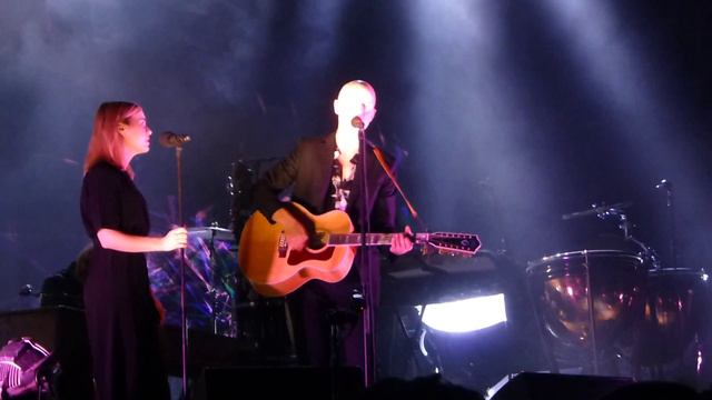 Sivert Høyem Feat Marie Munroe - My Thieving Heart 13.02.2016 Live @Spektrum In Oslo