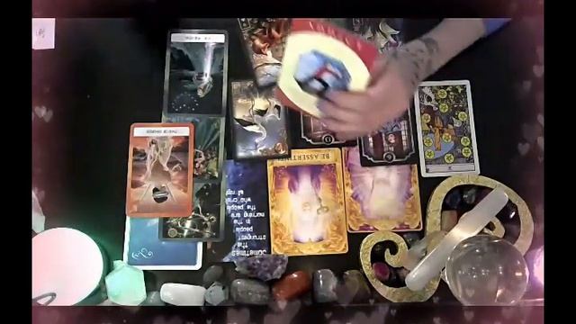 PREGNANCY? PICK A CARD (TIMELESS)(TIMESTAMP) смотреть онлайн