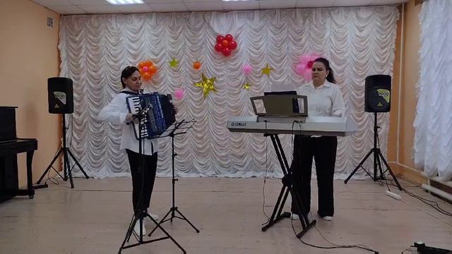М. Фрадкин ,,Прощайте голуби,,. Исполняет дуэт ,,Гармония,, смотреть онлайн